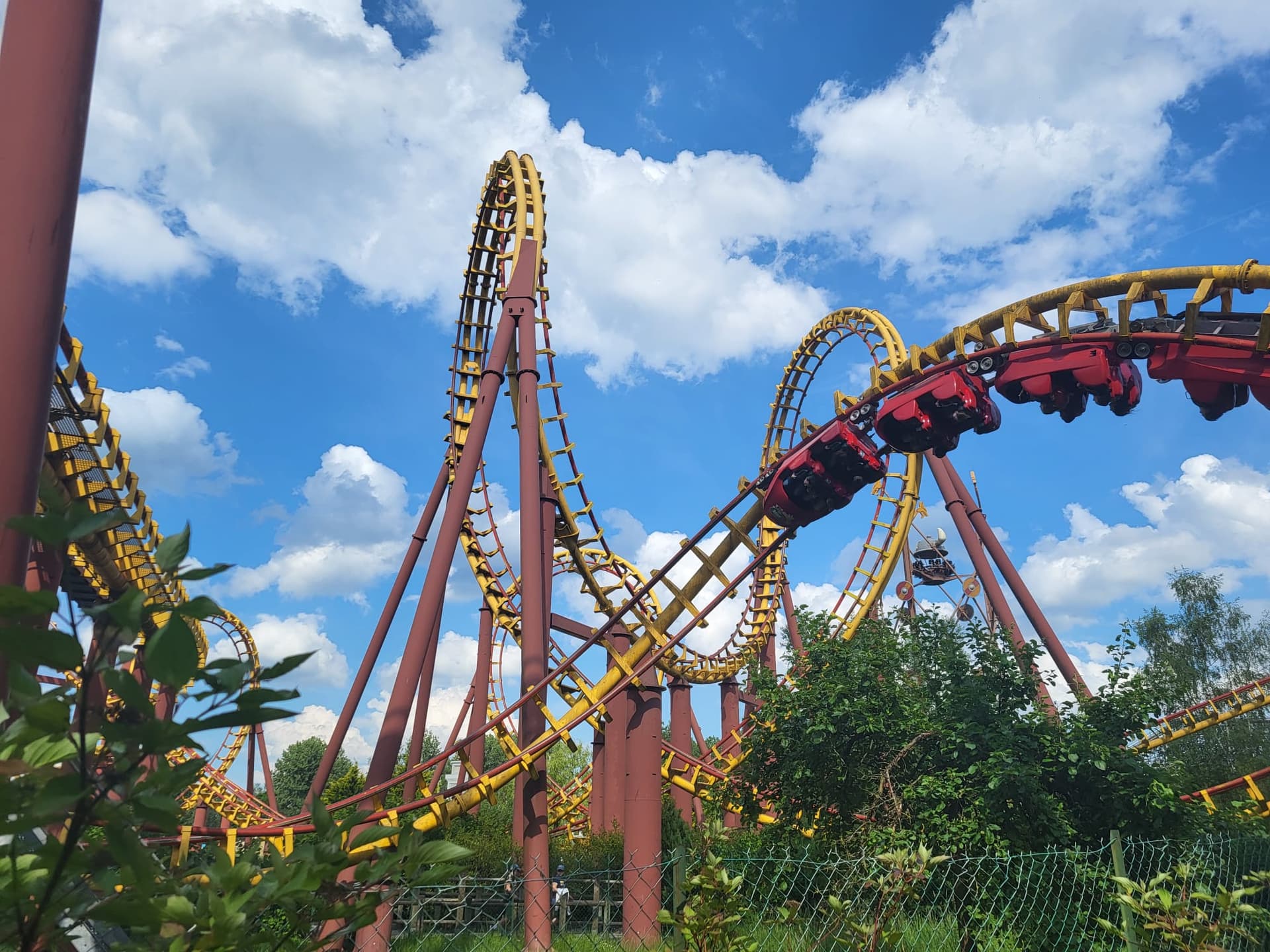 Montagne russe Parc Astérix – excursie școlară Parc Astérix cu autocarul