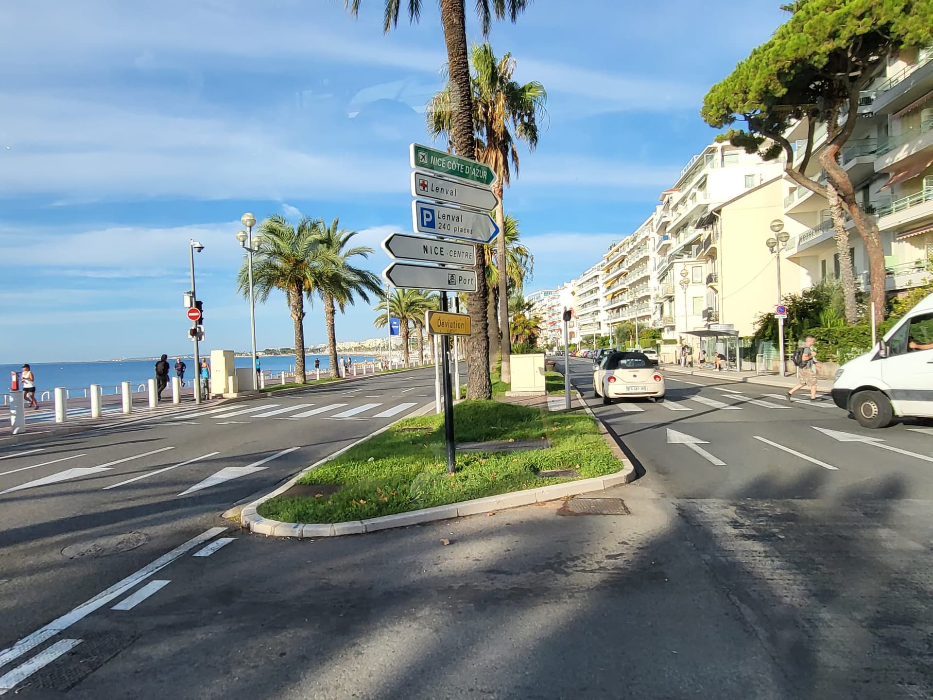 Panou Nice Côte d'Azur – transport grupuri Coasta de Azur