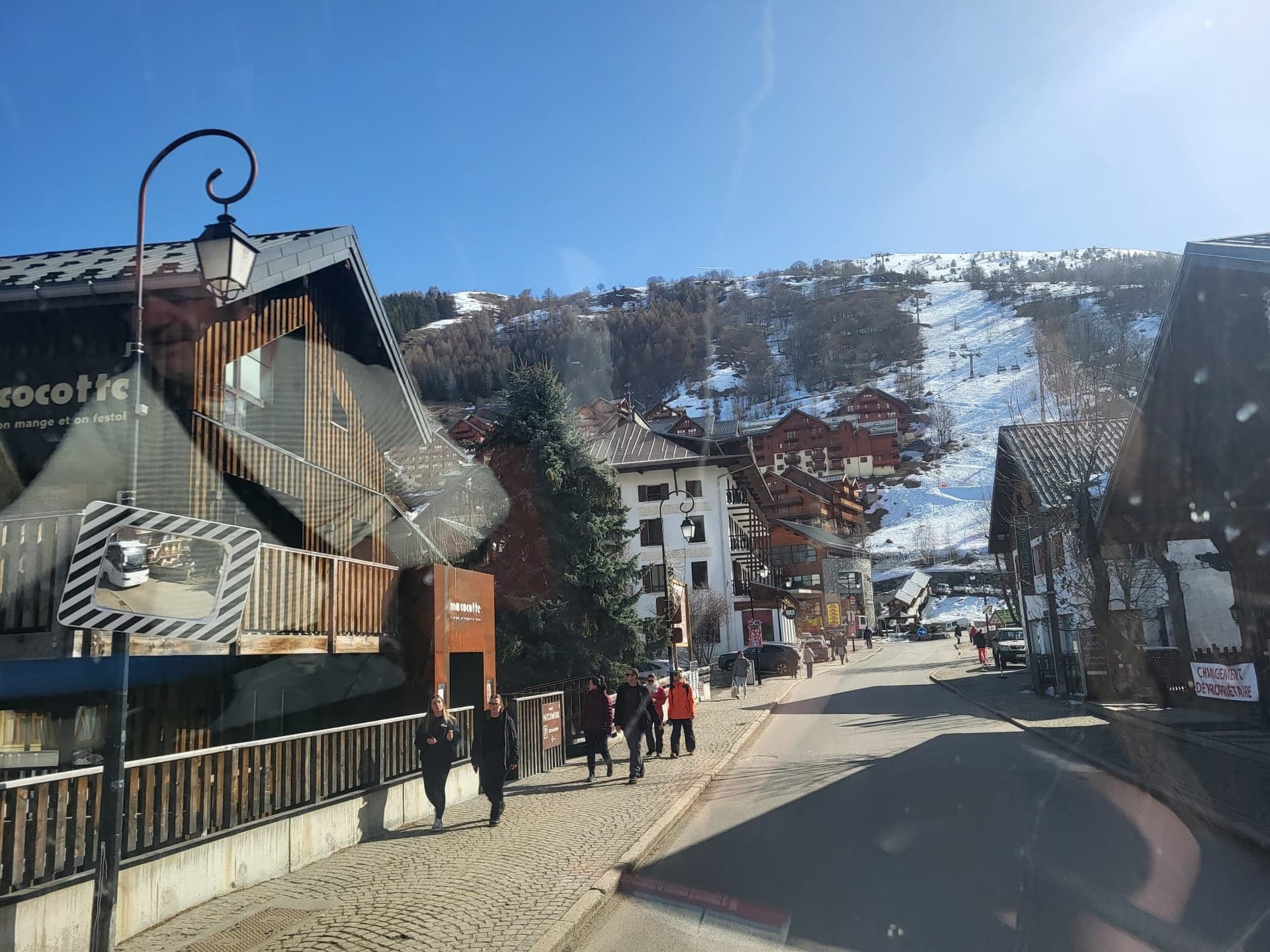 Excursie autocar Paris – stațiunea de ski Valloire