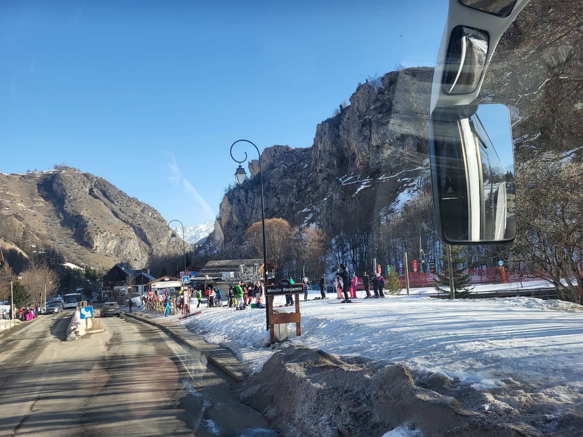 Transport autocar Paris – hotel Valloire stațiune ski